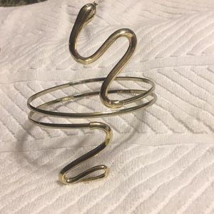 Awesome! Gold snake upper arm bracelet